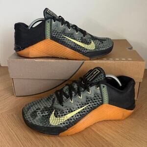Nike Metcon 6 Green Camo/Gum Men Running Sneakers-SZ Men 6.5- Women 8